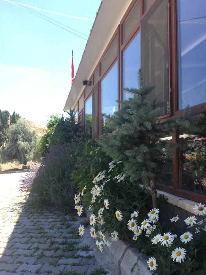 Arnovalley Hotel Ürgüp Bagian luar foto